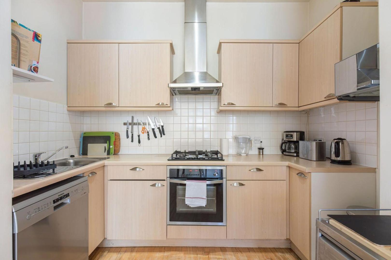 Guestready - Bright Flat In The Heart Of * London